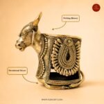 Dhokra Brass Bull Pen Stand – Handcrafted Desk Decor